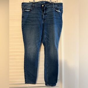 Mid Rise Rockstar Super Skinny